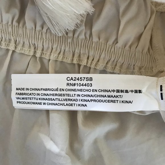 Moon River Tassel Puff Sleeve Top (NWT) - Picture 14 of 16